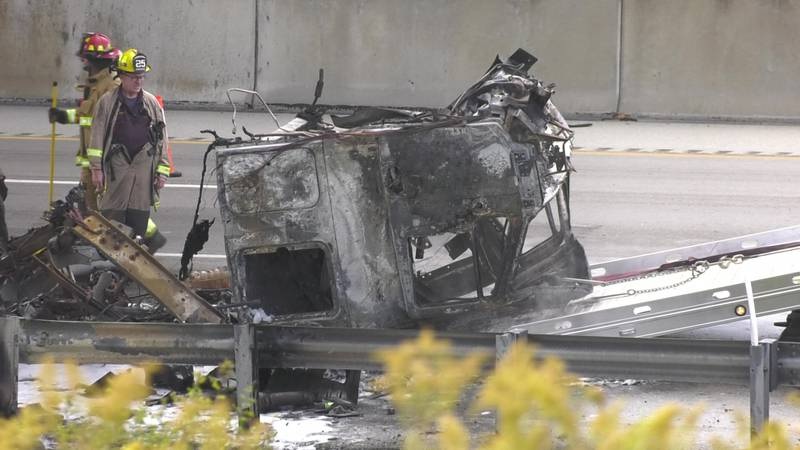 Tractor Trailer Carrying Mail Catches Fire In Crash : WJPA 95.3 FM ...